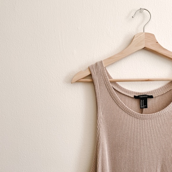 Forever21 Ribbed Taupe Scoopy Tank - Picture 4 of 4